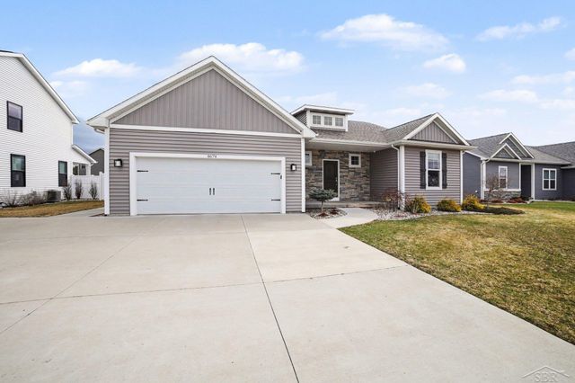 8674 Oakhill Drive, Tittabawassee Twp, MI 48623