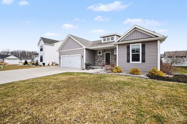 8674 Oakhill Drive, Tittabawassee Twp, MI 48623