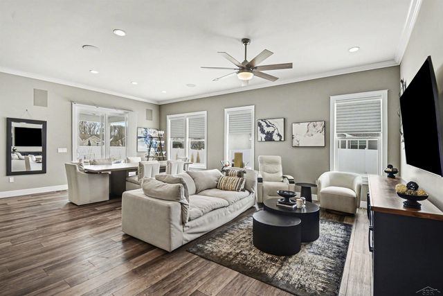 8674 Oakhill Drive, Tittabawassee Twp, MI 48623