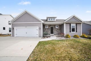 8674 Oakhill Drive, Tittabawassee Twp, MI 48623