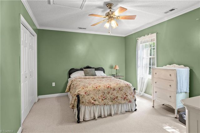 6275 Raven Forest Court, Winston-salem, NC 27105