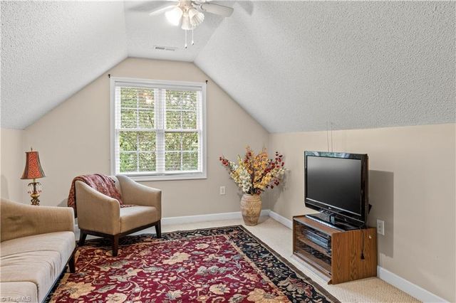 6275 Raven Forest Court, Winston-salem, NC 27105