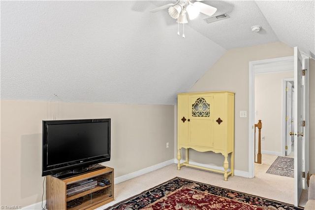 6275 Raven Forest Court, Winston-salem, NC 27105