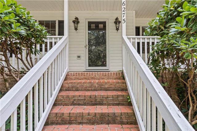 6275 Raven Forest Court, Winston-salem, NC 27105