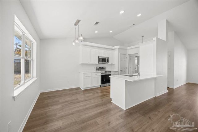 2014 Church St, Gulf Breeze, FL 32563