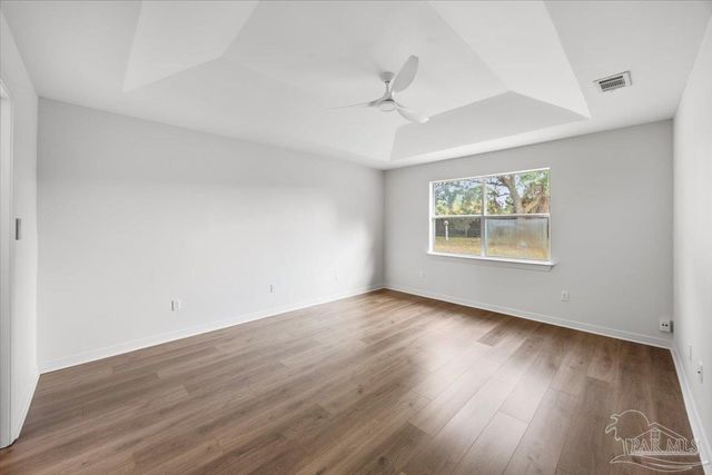 2014 Church St, Gulf Breeze, FL 32563