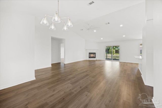 2014 Church St, Gulf Breeze, FL 32563