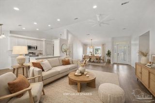 2014 Church St, Gulf Breeze, FL 32563