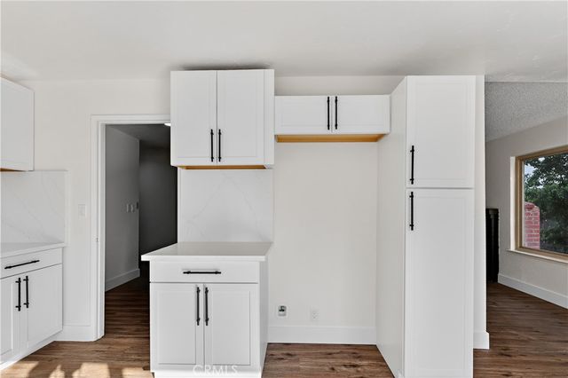 892 Amador Court, Merced, CA 95340