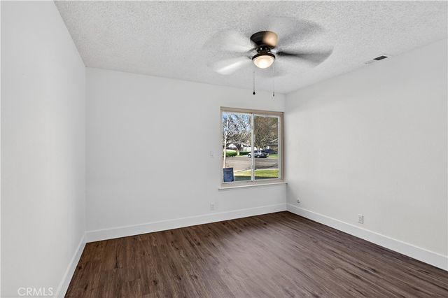 892 Amador Court, Merced, CA 95340