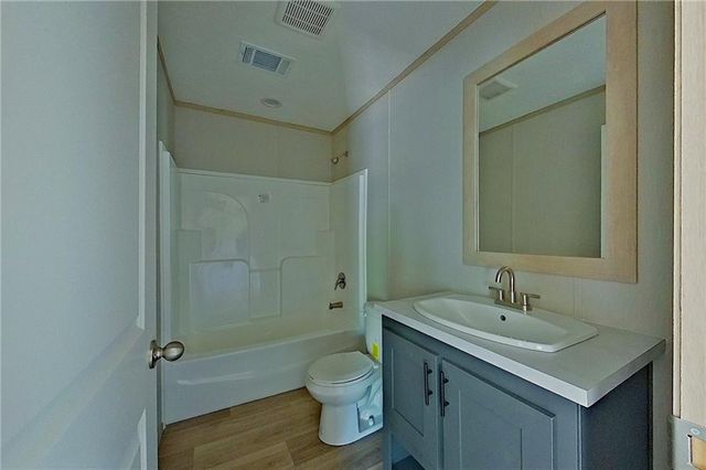 207 Johnny B Street, Hoboken, GA 31542