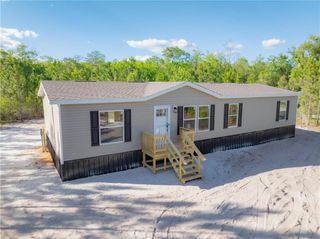 207 Johnny B Street, Hoboken, GA 31542