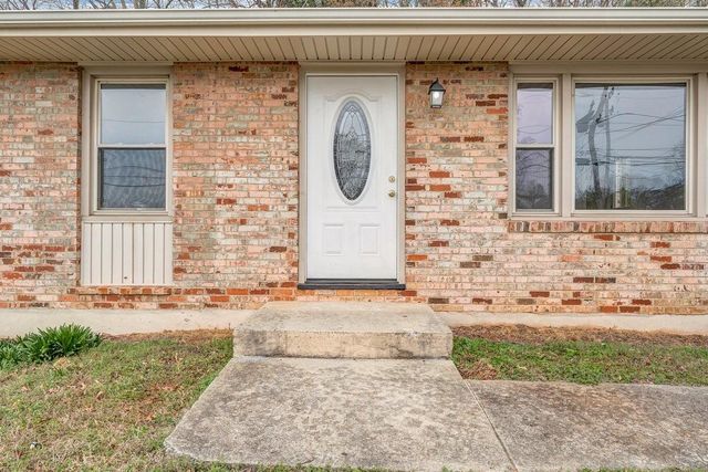 756 Kenyon RD, Vinton, VA 24179