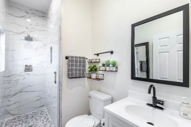 3206 W 27th, Los Angeles, CA 90018