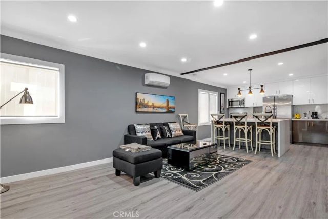 3206 W 27th, Los Angeles, CA 90018
