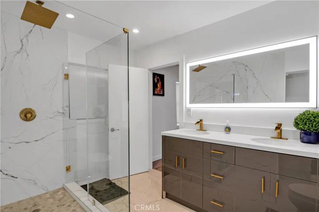 3206 W 27th, Los Angeles, CA 90018