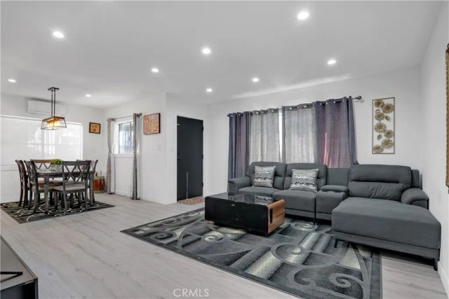 3206 W 27th, Los Angeles, CA 90018
