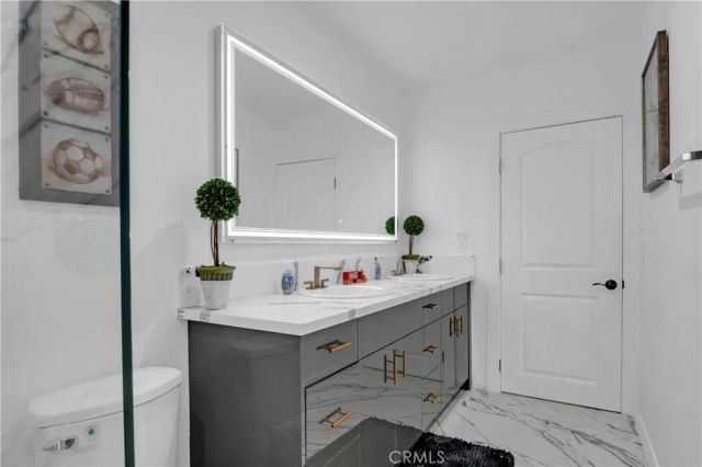 3206 W 27th, Los Angeles, CA 90018