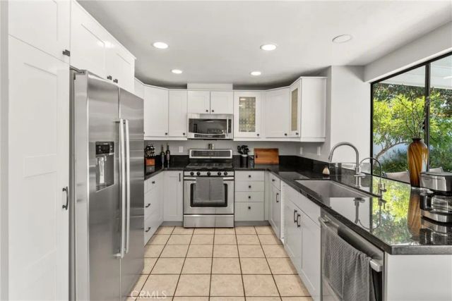 30565 Laramie Avenue, Redlands, CA 92374