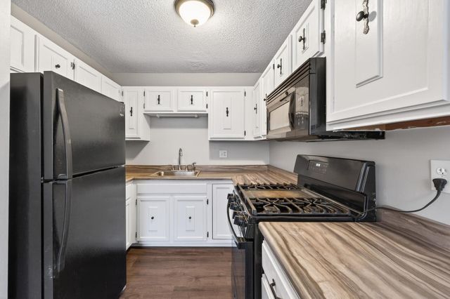 406 Livingston Avenue, Saint Paul, MN 55107