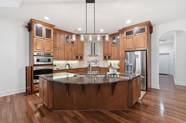 5918 Riviera Dr, Benton, AR 72019