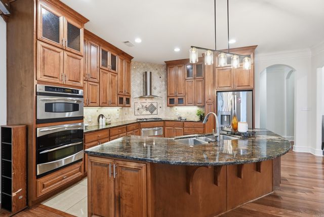 5918 Riviera Dr, Benton, AR 72019