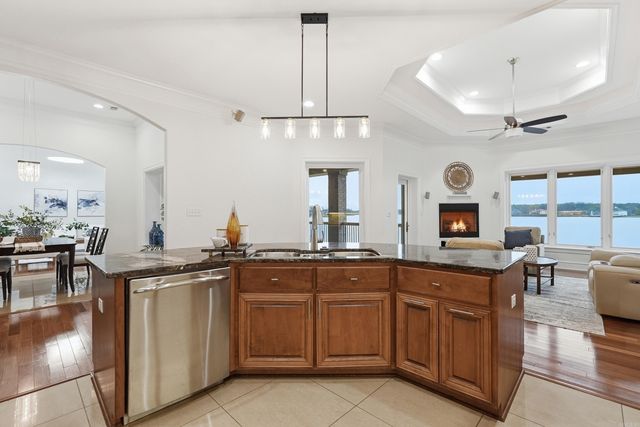 5918 Riviera Dr, Benton, AR 72019