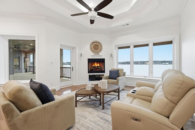 5918 Riviera Dr, Benton, AR 72019