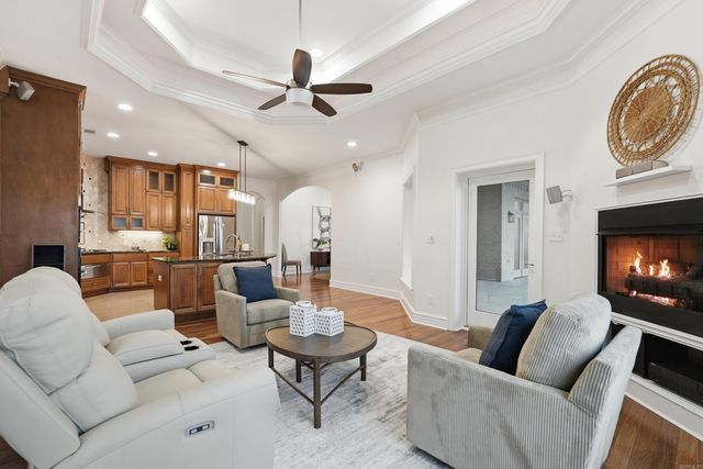 5918 Riviera Dr, Benton, AR 72019