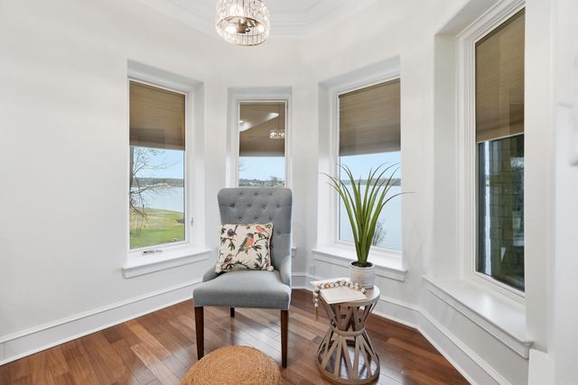 5918 Riviera Dr, Benton, AR 72019