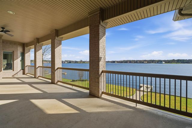 5918 Riviera Dr, Benton, AR 72019