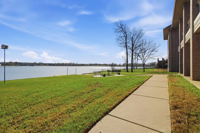 5918 Riviera Dr, Benton, AR 72019