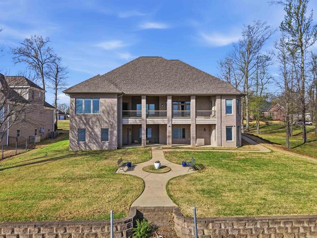 5918 Riviera Dr, Benton, AR 72019