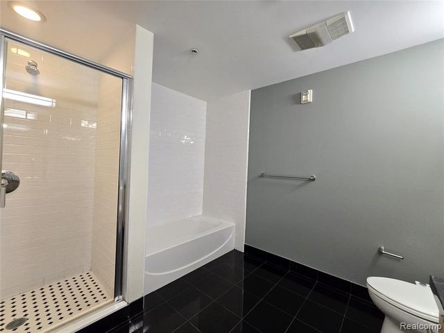 111 N Main Street 201, Royal Oak, MI 48067