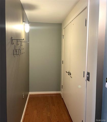 111 N Main Street 201, Royal Oak, MI 48067