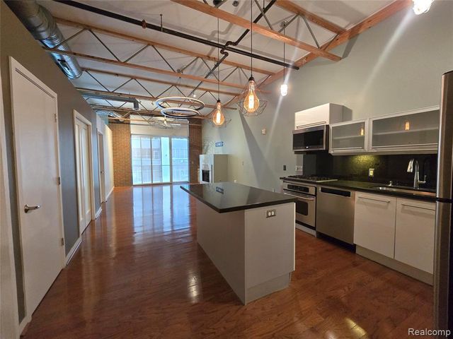 111 N Main Street 201, Royal Oak, MI 48067