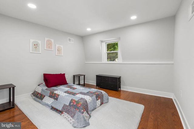3517 HOLMES AVE, Baltimore, MD 21217