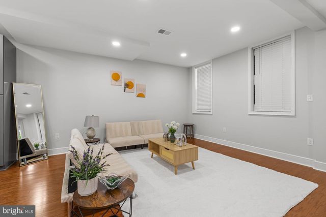 3517 HOLMES AVE, Baltimore, MD 21217