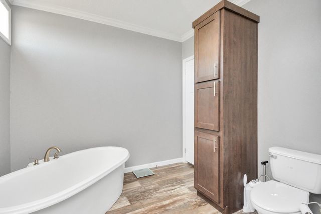 4731 Belton Lane Extension, Anahuac, TX 77514