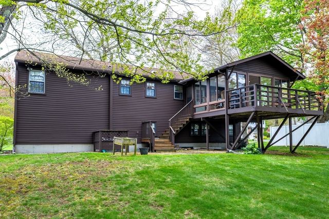 33 Monroe St, Shrewsbury, MA 01545