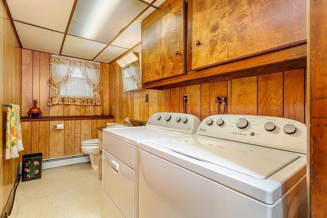 33 Monroe St, Shrewsbury, MA 01545