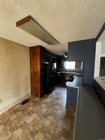 8210 Park Ave, Sherwood, AR 72120