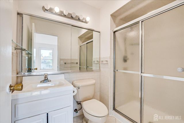 11 Allison Drive, East Brunswick, NJ 08816