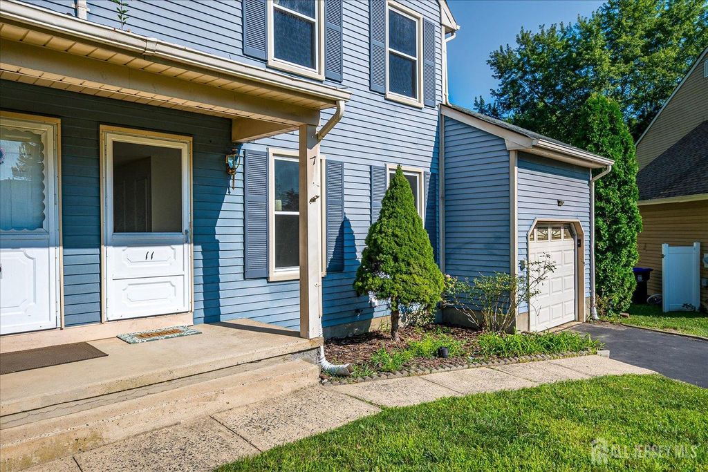 11 Allison Drive, East Brunswick, NJ 08816