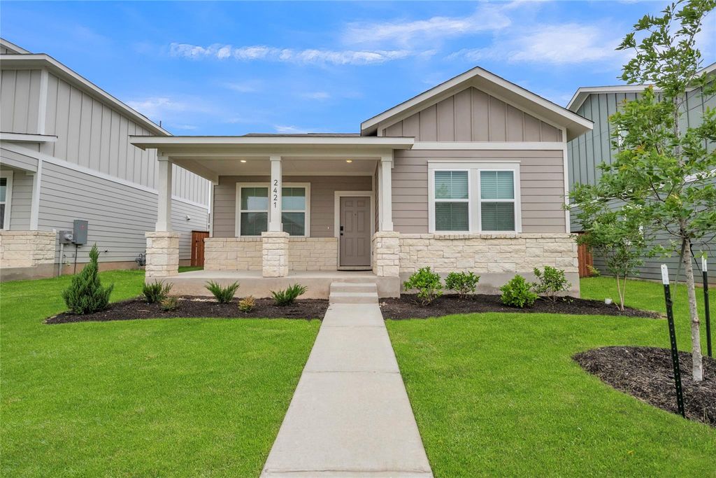 2421 Amara Levi LN, Round Rock, TX 78665