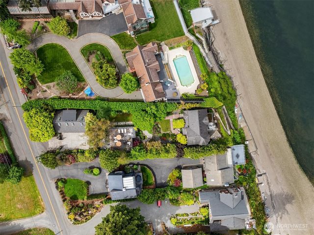 5426 Hyada Boulevard NE, Tacoma, WA 98422