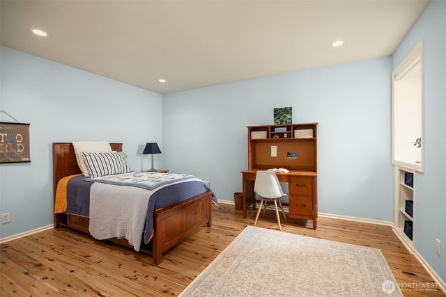 5426 Hyada Boulevard NE, Tacoma, WA 98422