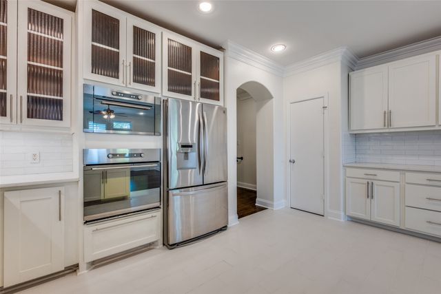 4706 Belmont Avenue, Dallas, TX 75204