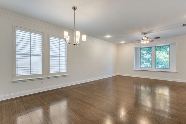 4706 Belmont Avenue, Dallas, TX 75204