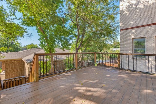 4706 Belmont Avenue, Dallas, TX 75204